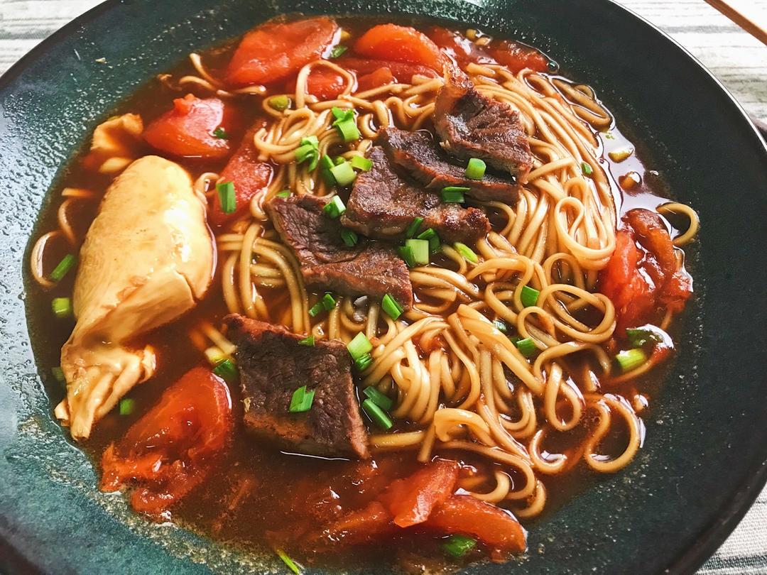 番茄牛肉面