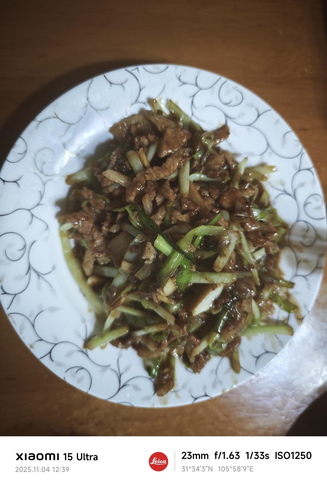 川菜俏荤的代表—韭黄肉丝