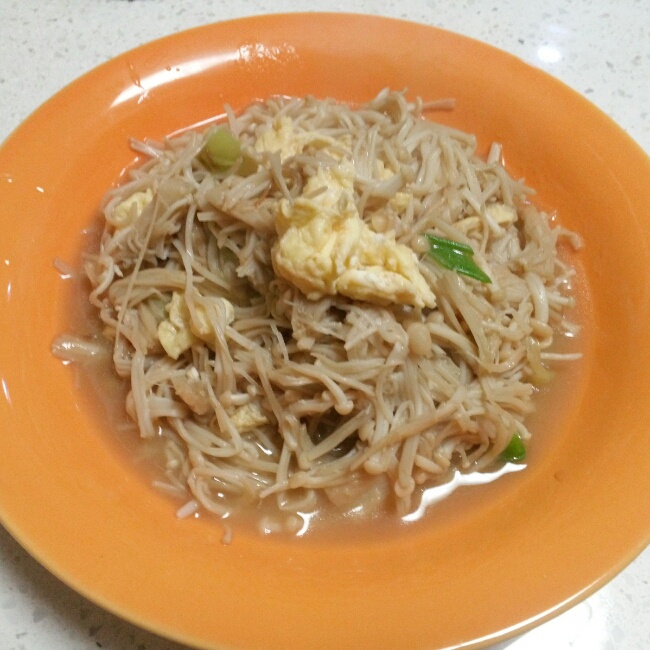 金针菇炒蛋