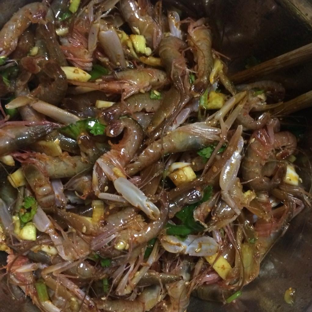 呛拌嘎巴虾