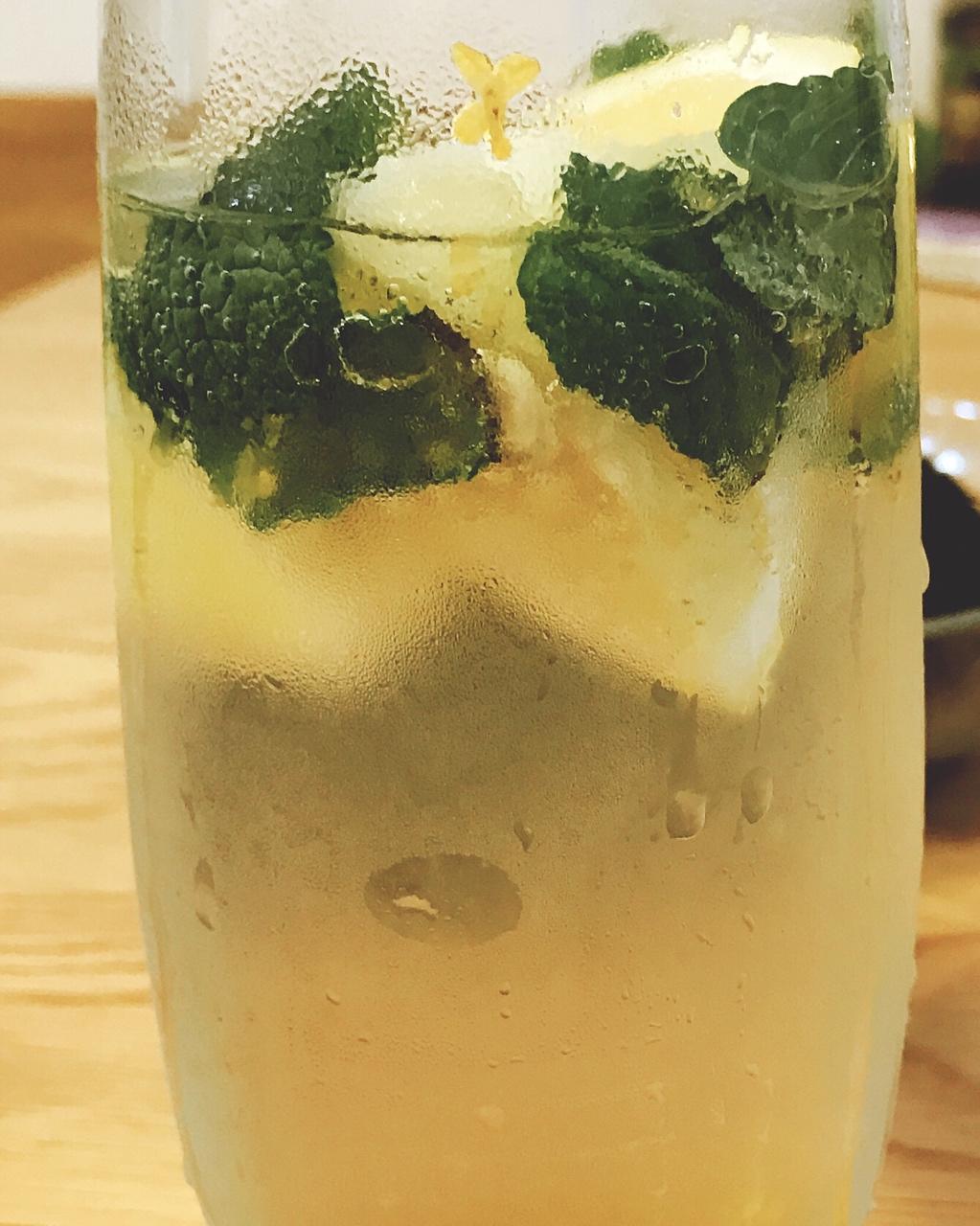 桂花蜜咸梅莫吉托（无酒精版）