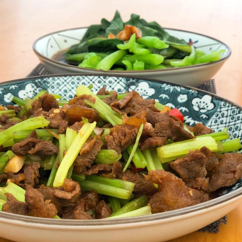 香芹炒牛肉