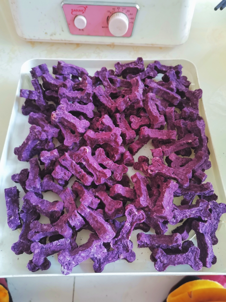 宠物零食～紫薯鸡肉小饼干的做法