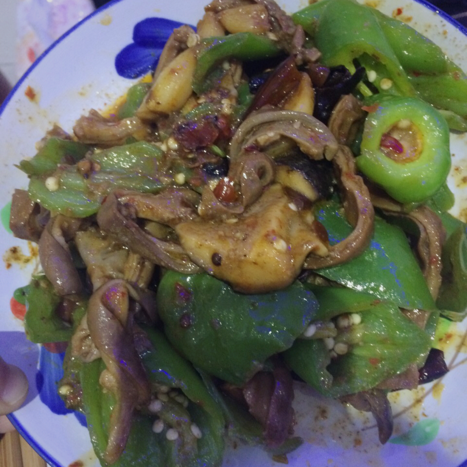 大蒜烧猪肚