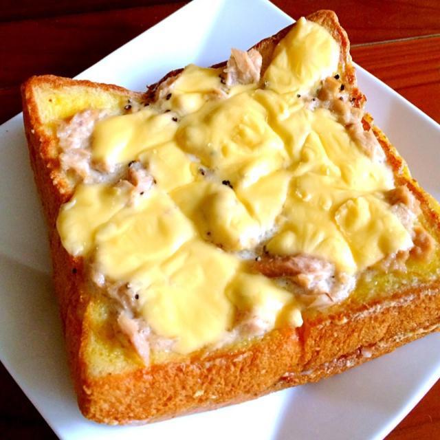 【焗烤鲔鱼法国吐司的做法步骤图,怎么做好吃】phoebehuang_下厨房