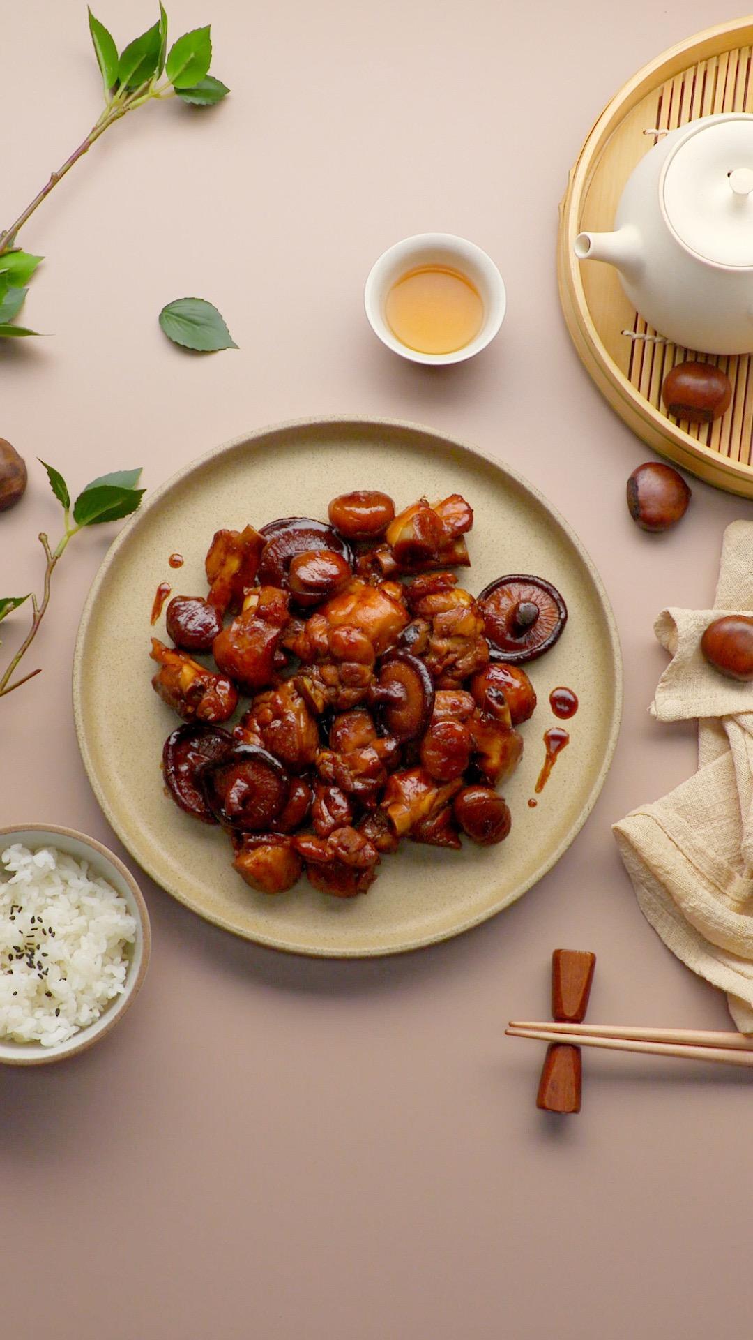 栗子烧鸡块的做法