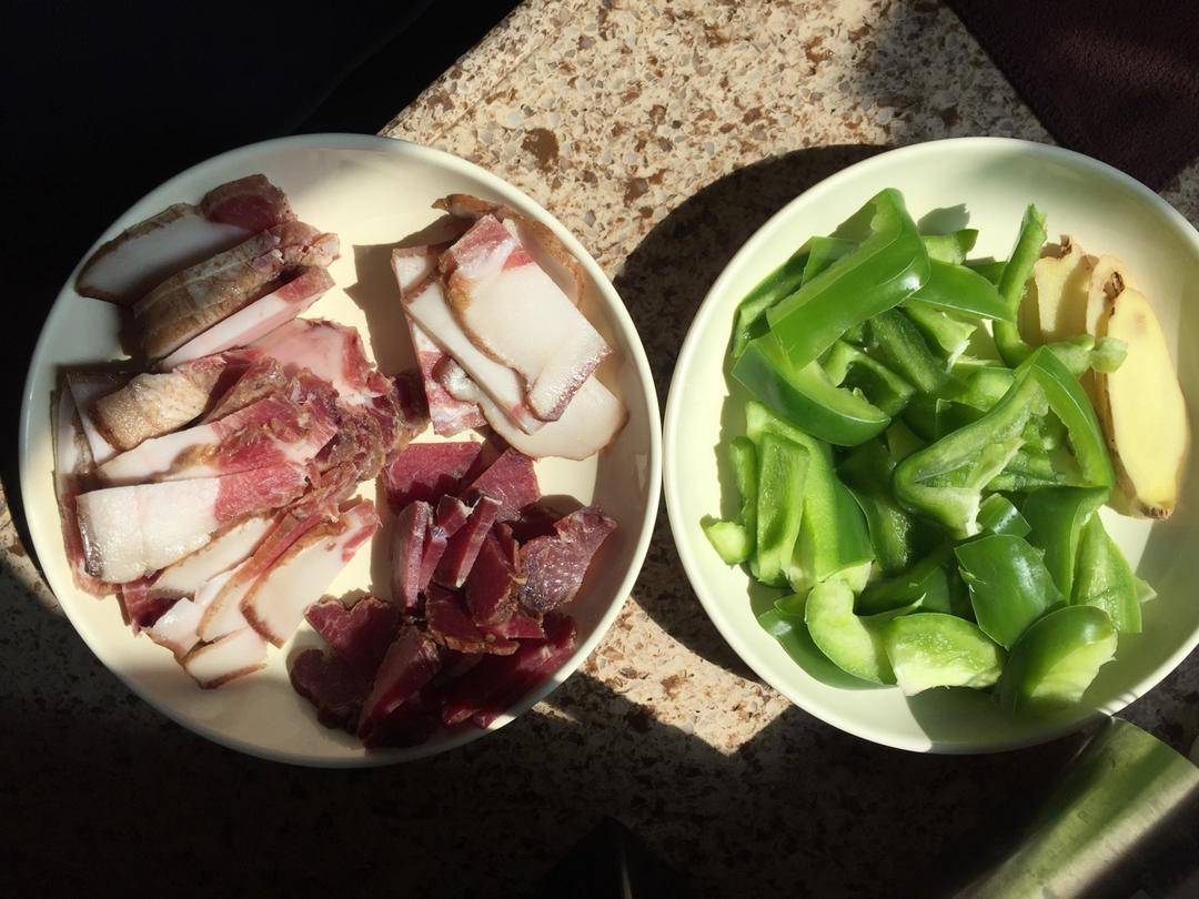 青椒腊肉
