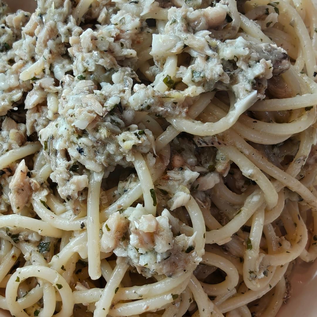 沙丁鱼意大利面