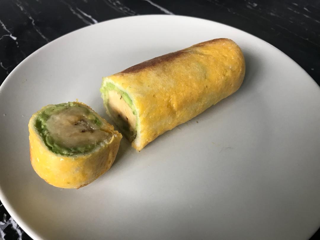 宝宝辅食食谱  牛油果香蕉卷