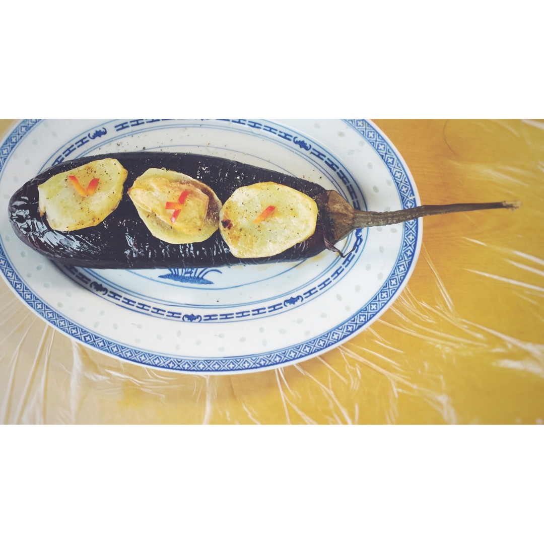 CC招牌菜销魂烤茄子，百吃不厌！