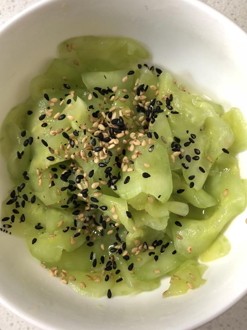 酸酸脆脆的腌黄瓜( Cucumber Salsa)