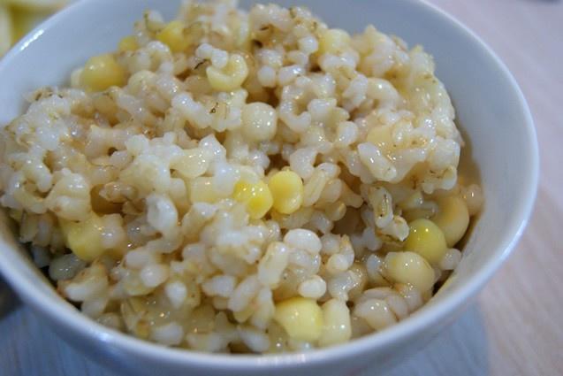 玉米糙米饭的做法