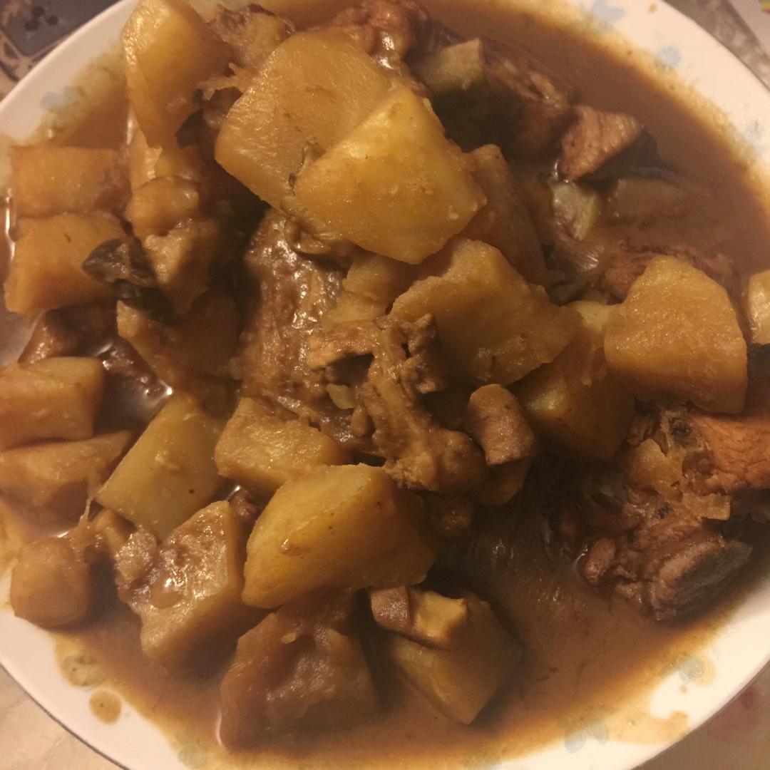 红烧排骨土豆