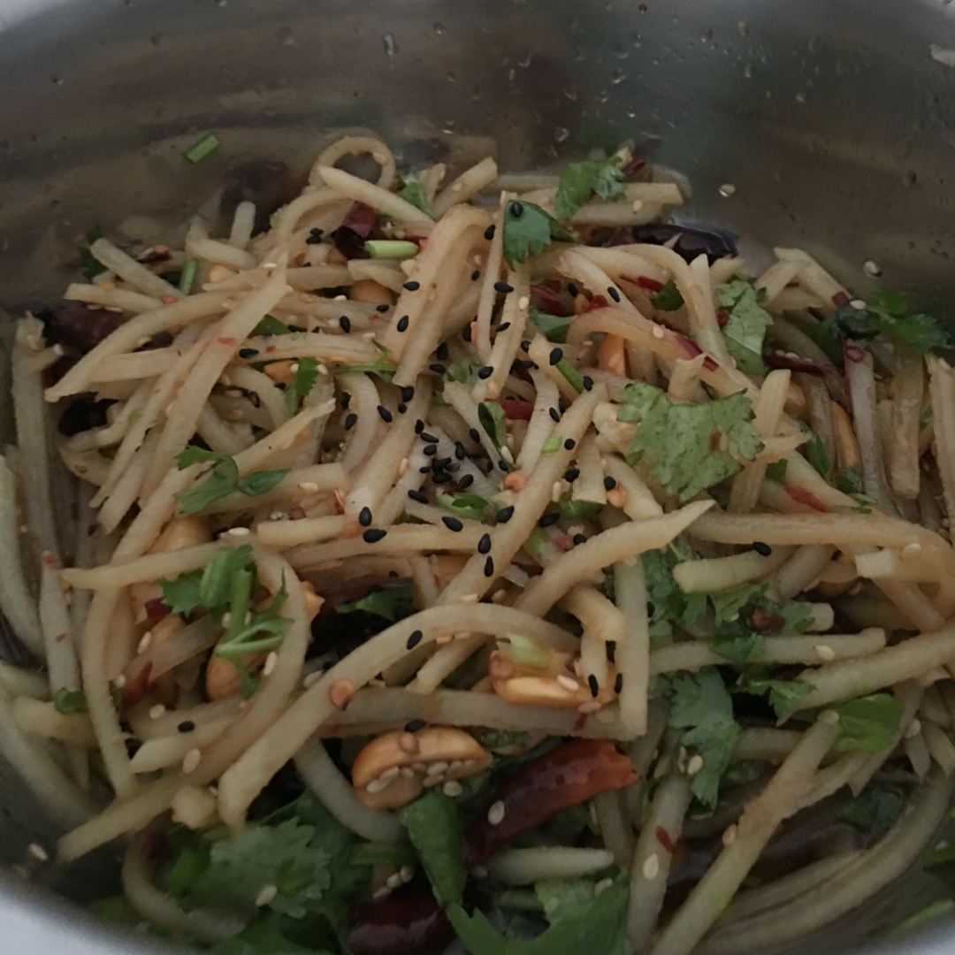 凉拌土豆丝