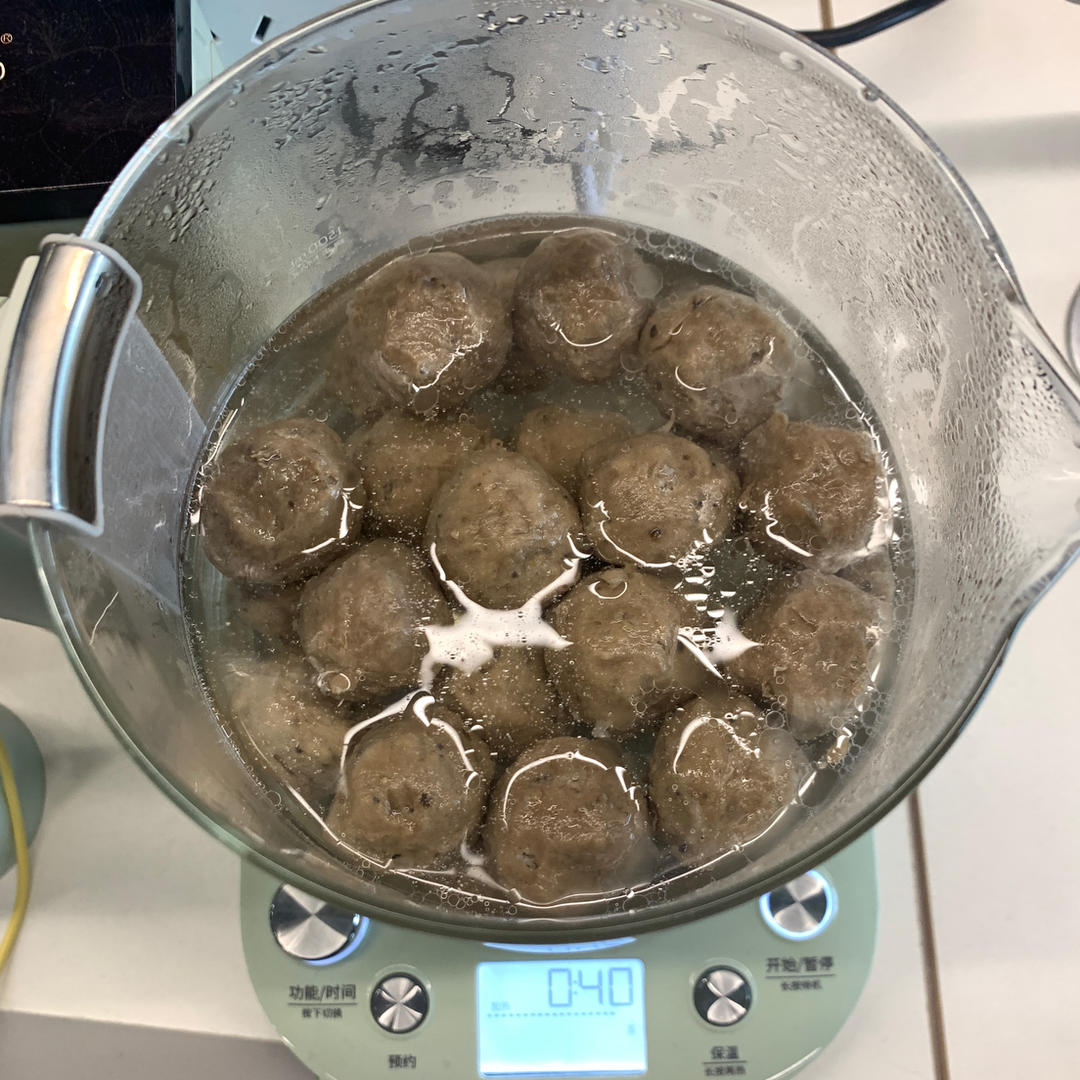 苦瓜玉米排骨汤【8月养生壶食谱】