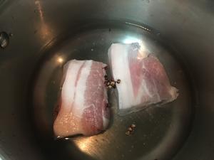 回锅肉的做法 步骤2