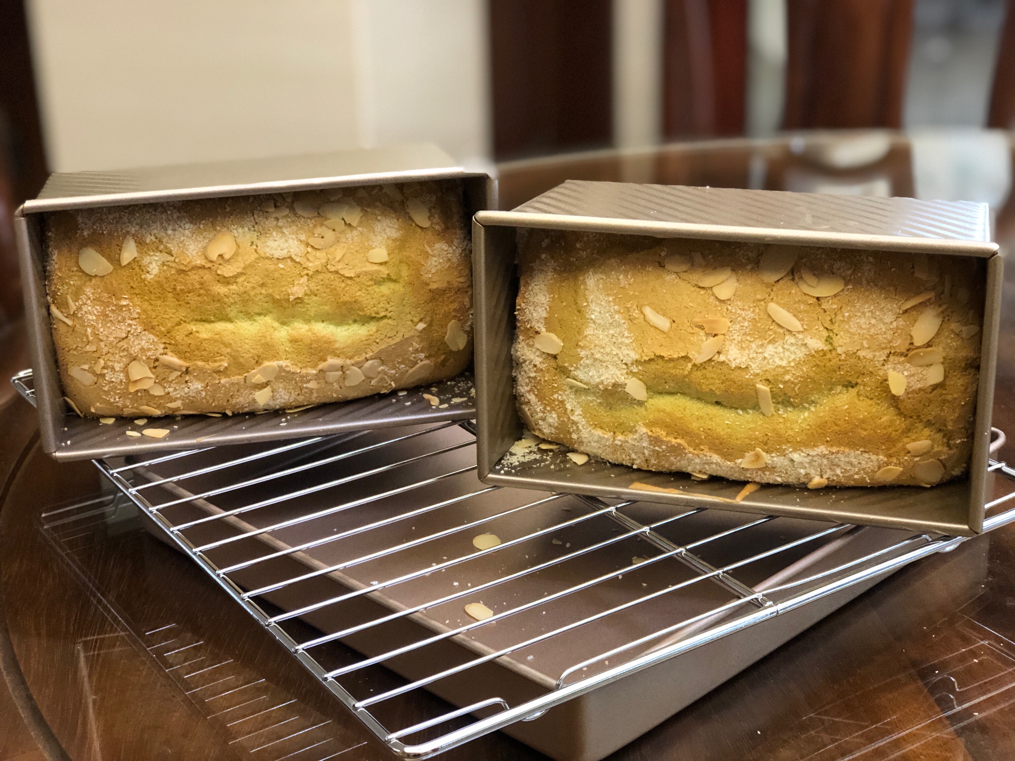 斑斓🍃椰🥥香金枕蛋糕的做法