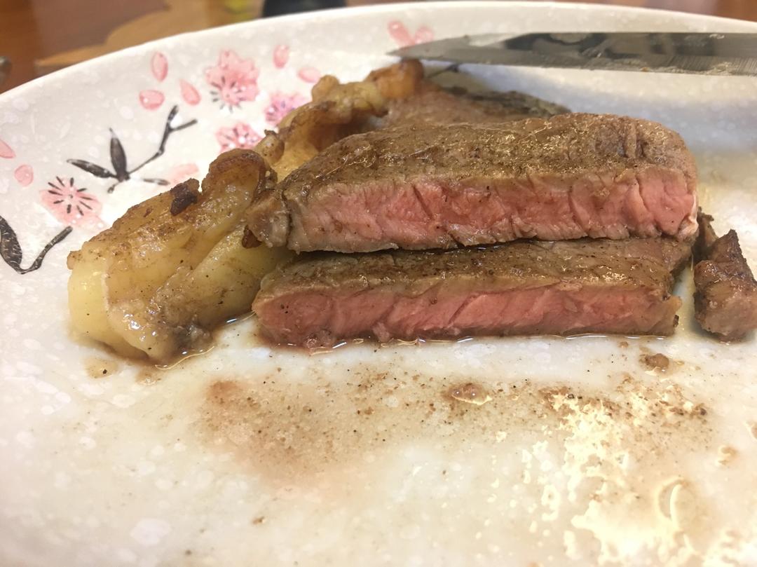 【曼食慢语】西冷牛排配香草黄油