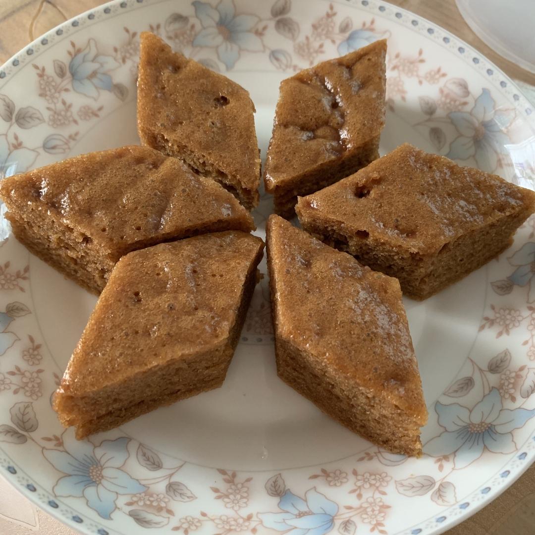 马拉糕，软糯弹韧，香甜细腻，和一般发糕不一样