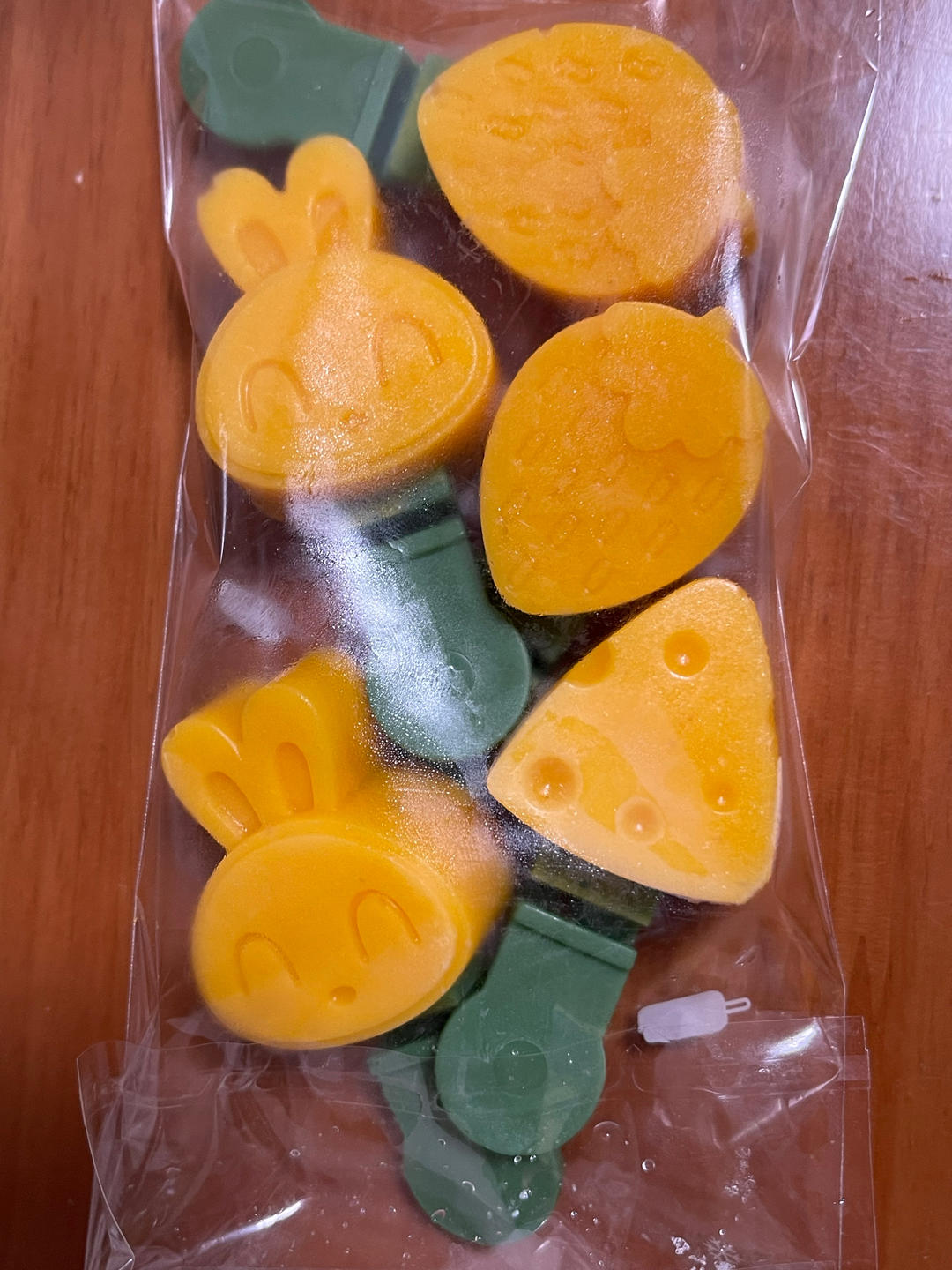 完爆任何水果味的百香果芒果雪糕