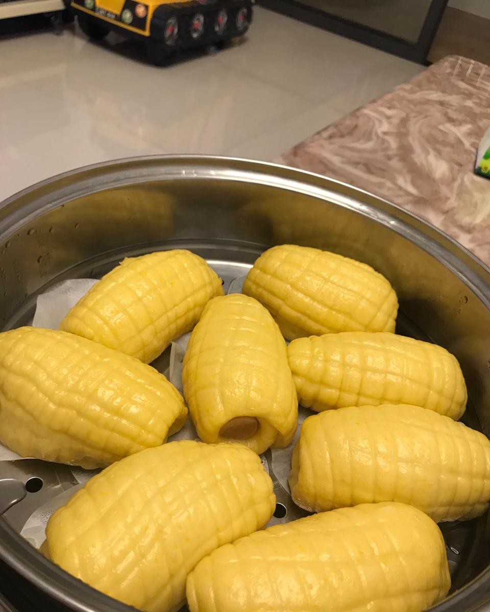 玉米香肠包
