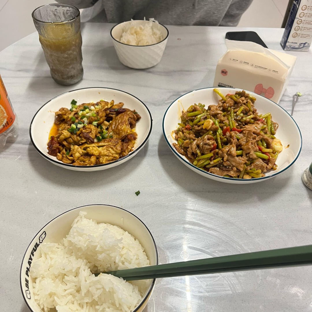 蒜薹炒肉丝
