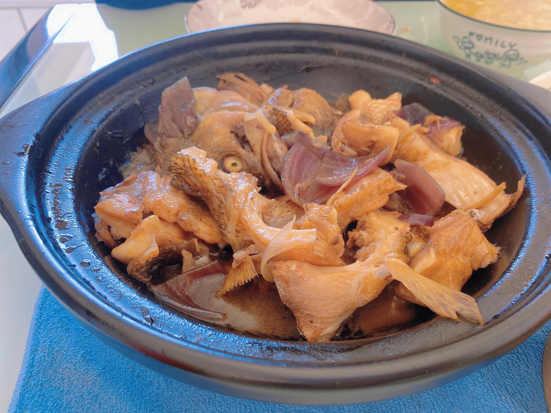 鲜嫩豆腐鲈鱼煲