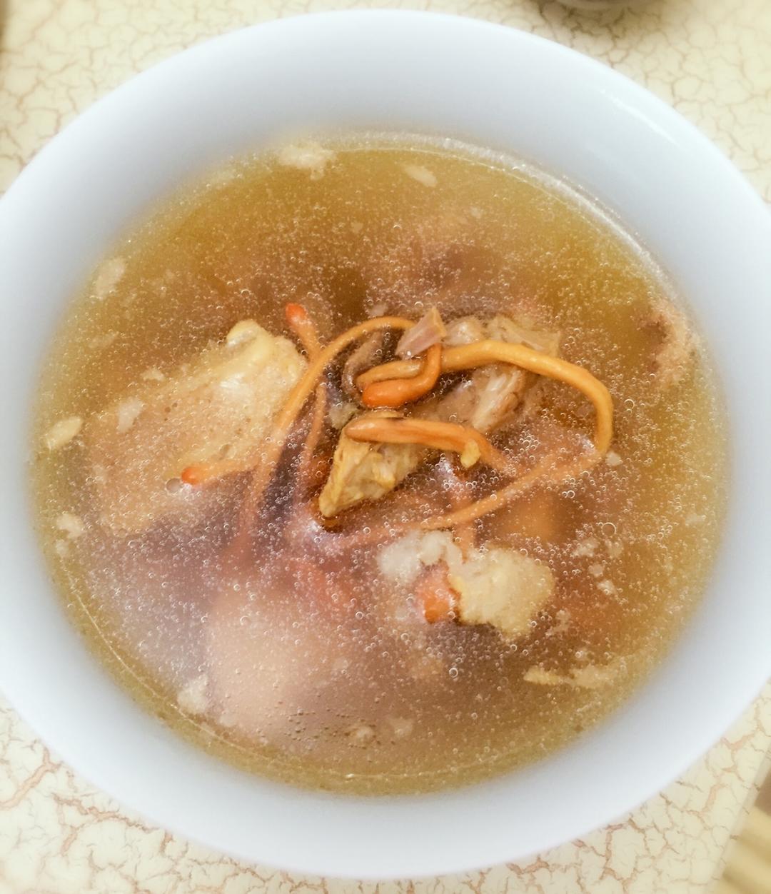 虫草无花果煲排骨