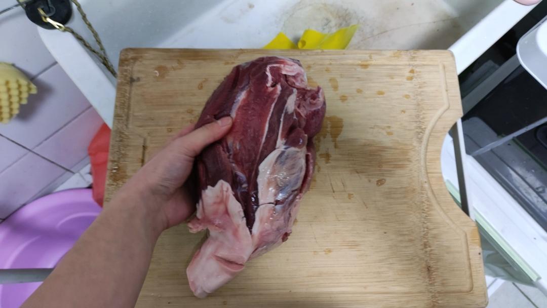 卤耗牛肉