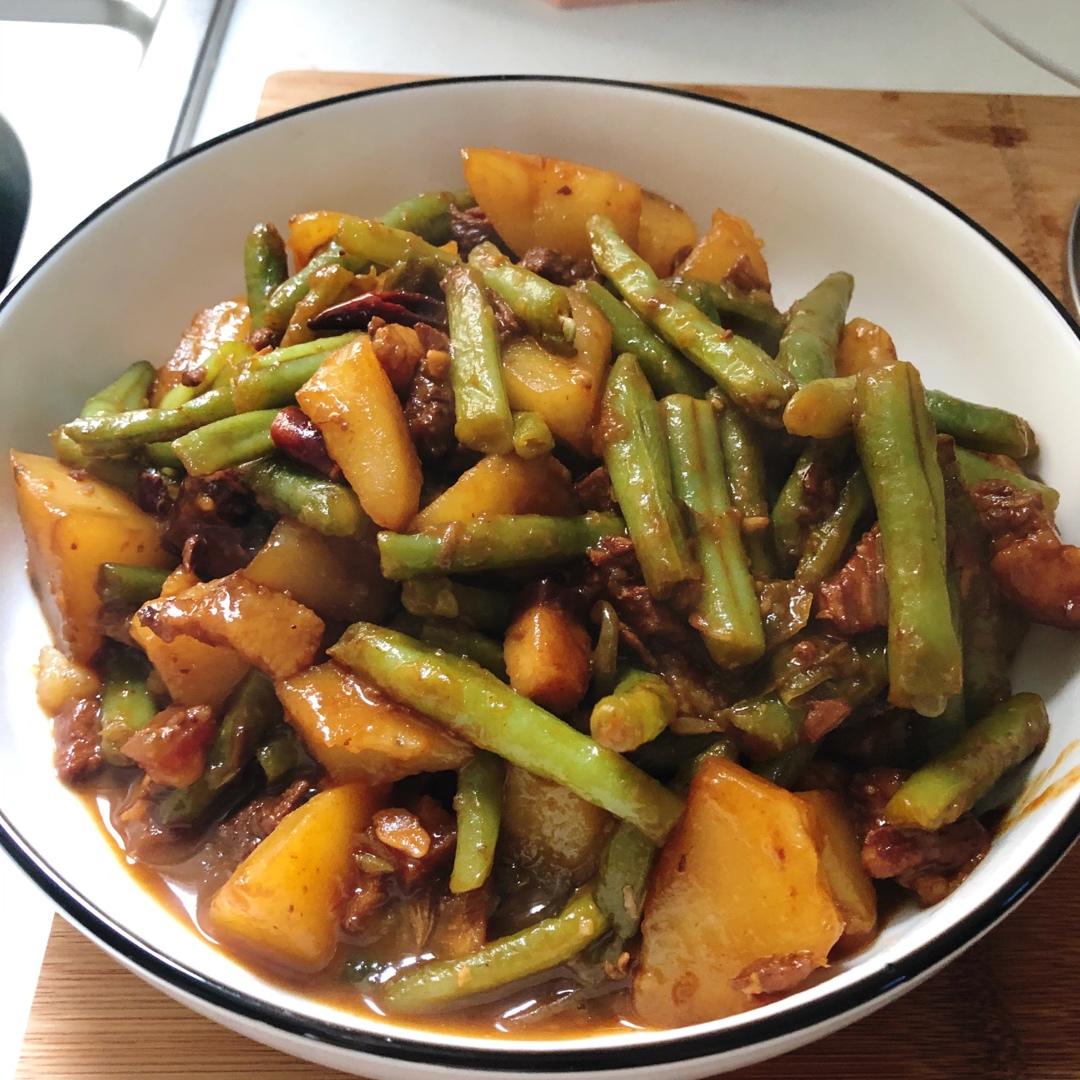 豆角土豆炖肉—东北家常炖菜