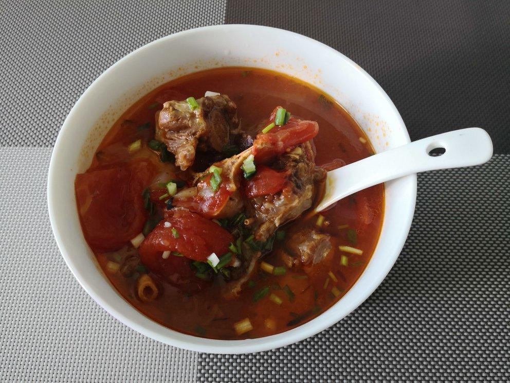 暖心暖胃番茄牛尾汤（减肥版）