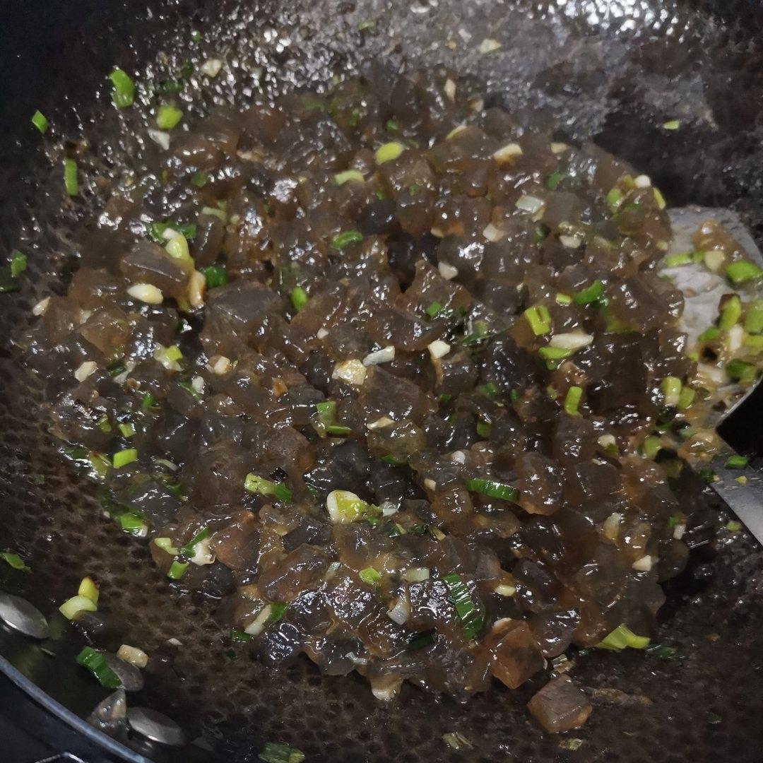 炒凉粉