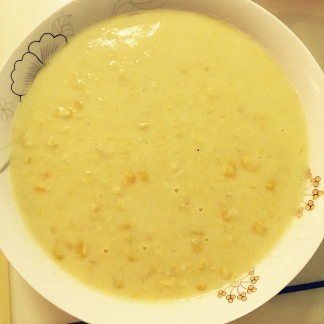 依雨微微做的玉米浓汤