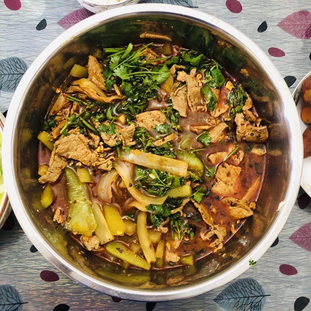 厨师长教你：“水煮肉片”的正宗做法，这味道真的很四川