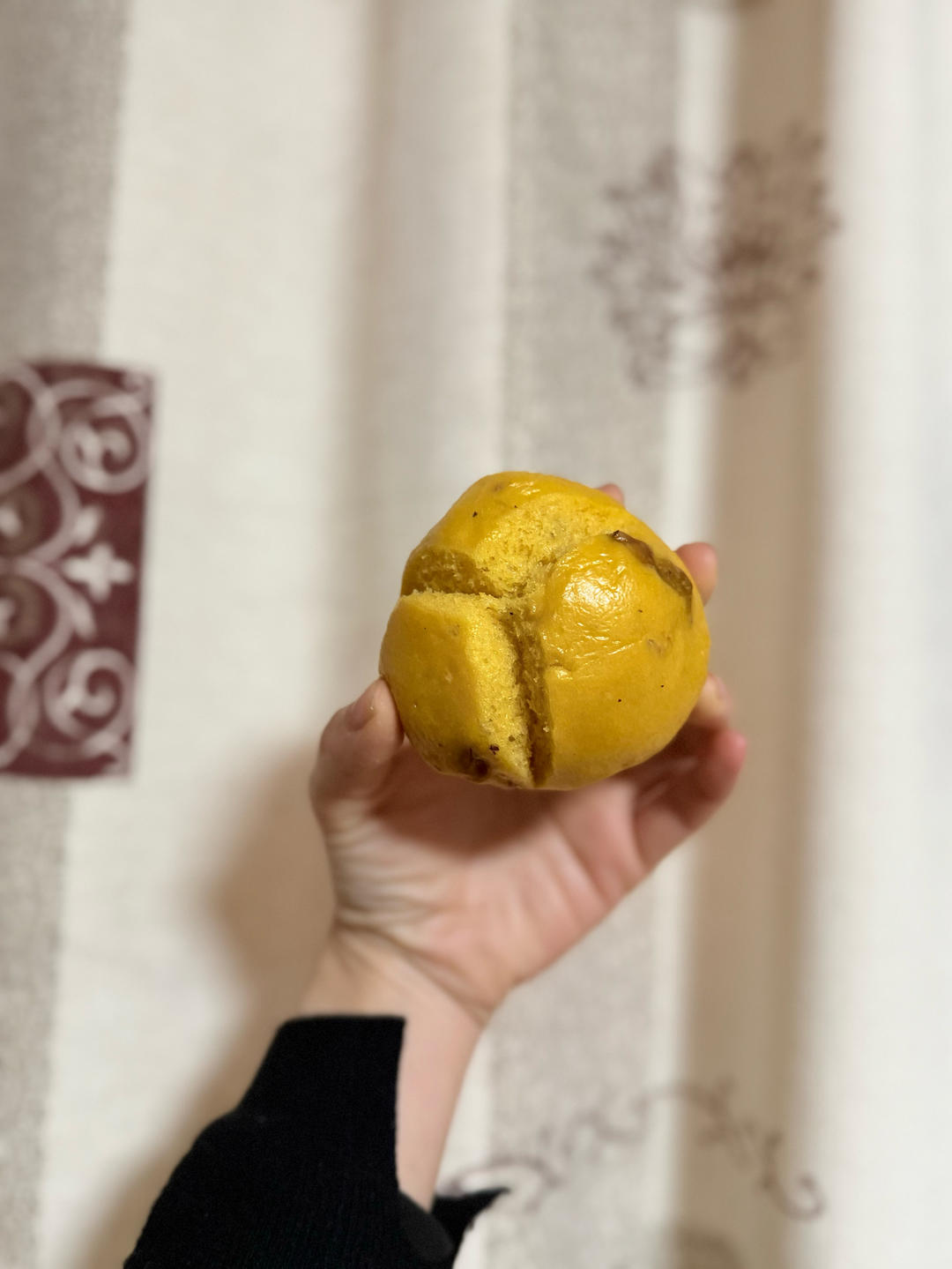 不加一滴水的南瓜开花馒头，纯南瓜泥和面，无需泡打粉，枣香浓郁个个开花