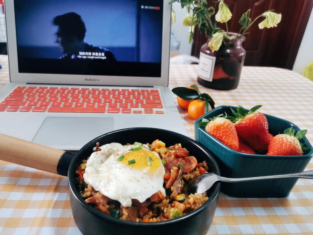 懒人必备～电饭煲腊肠焖饭