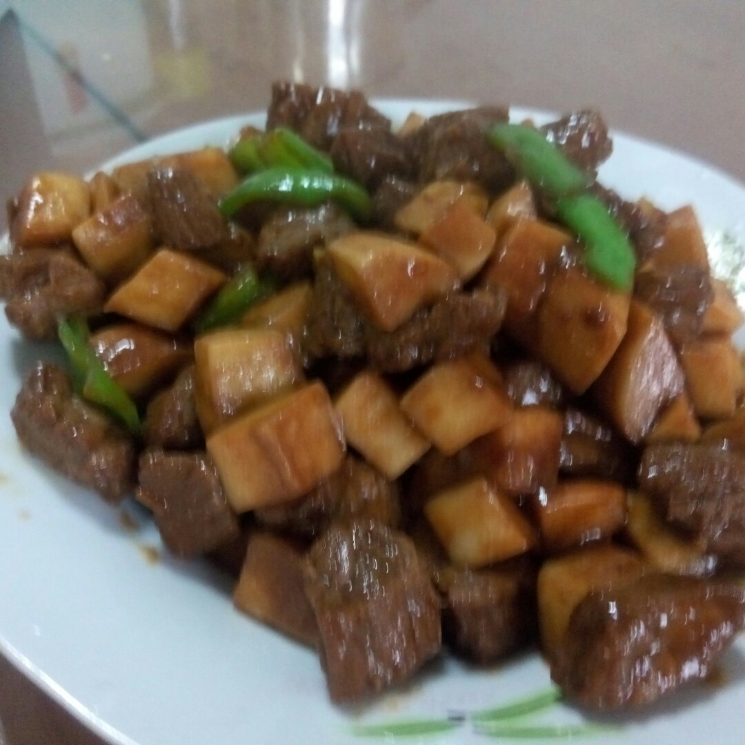黑椒杏鲍菇牛肉粒