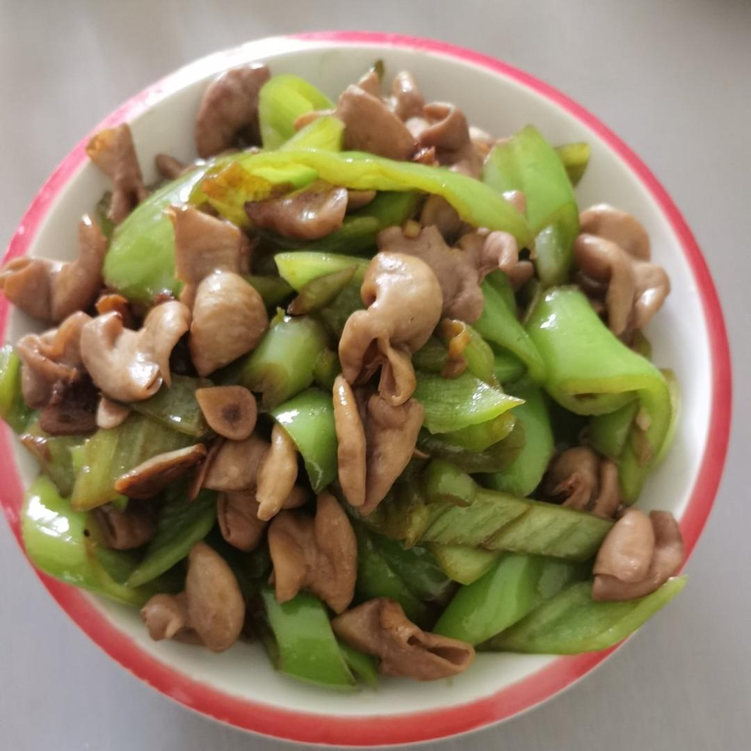 尖椒炒肥肠