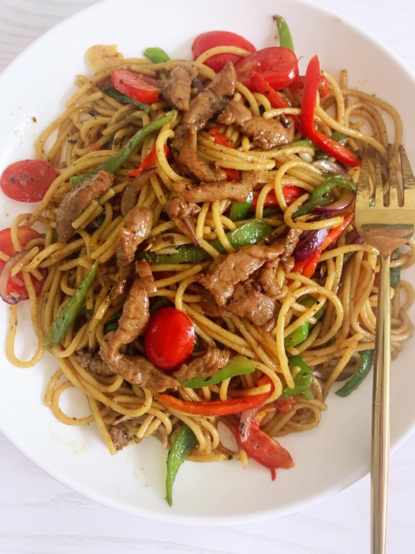 黑椒牛柳炒意面【食材包操作说明】