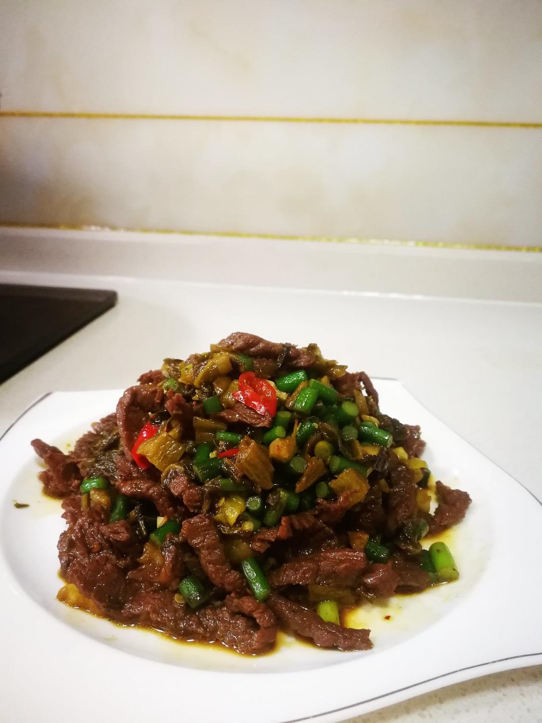 爆好吃的蒜香泡菜牛肉（超下饭）