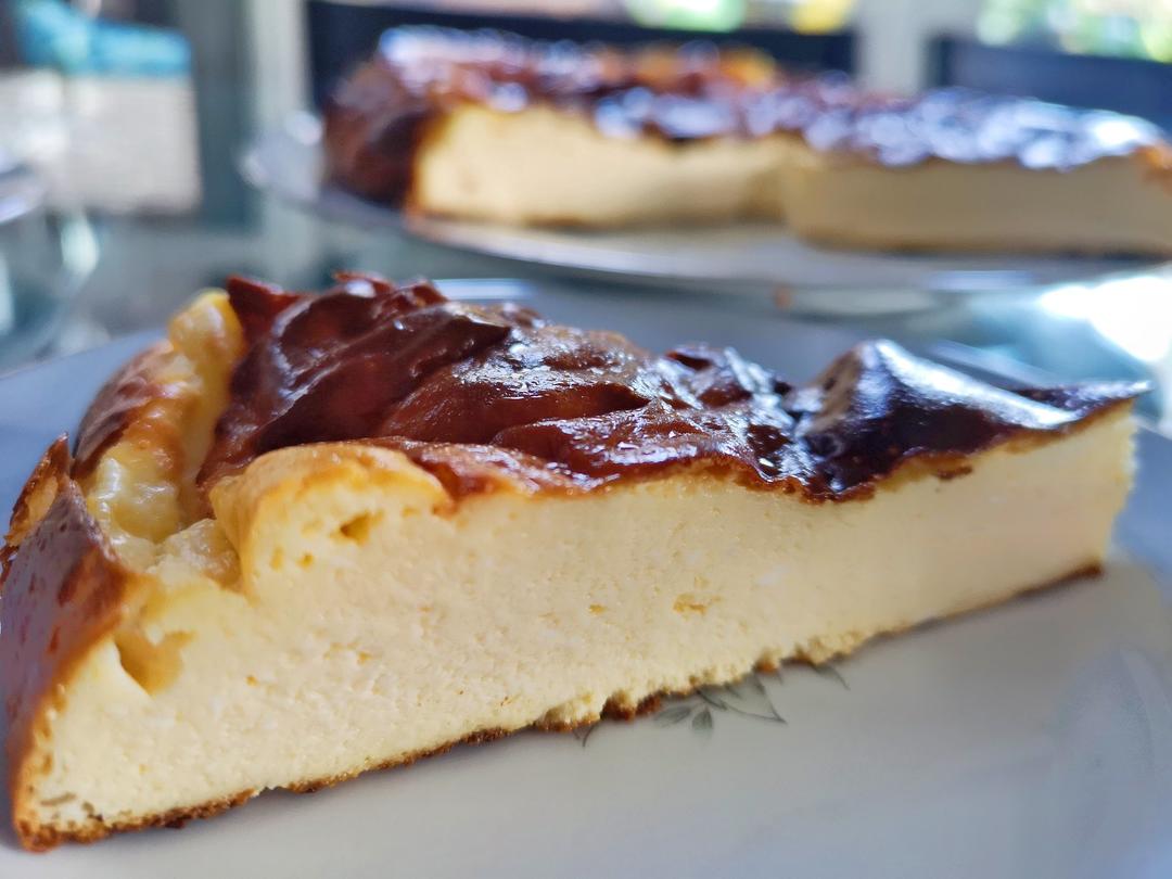 快手的网红basque cheesecake巴斯克焦芝士蛋糕