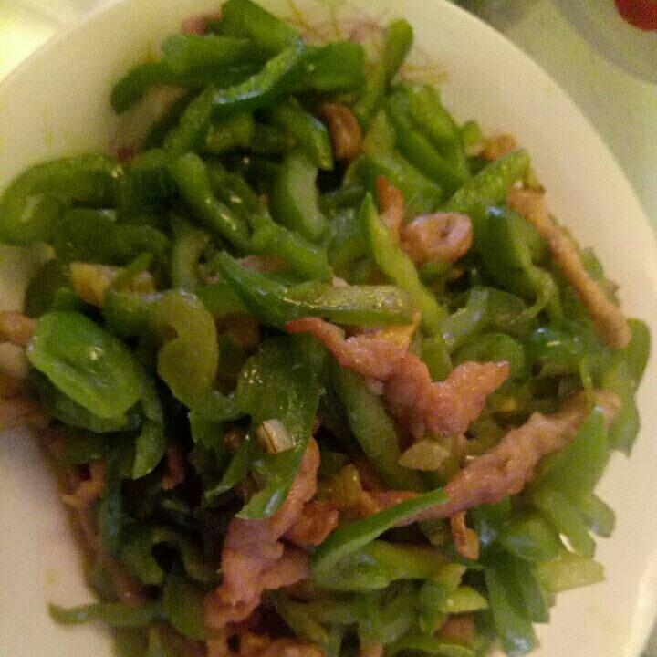 厨师长教你：“青椒肉丝”的正宗做法，色香味俱全