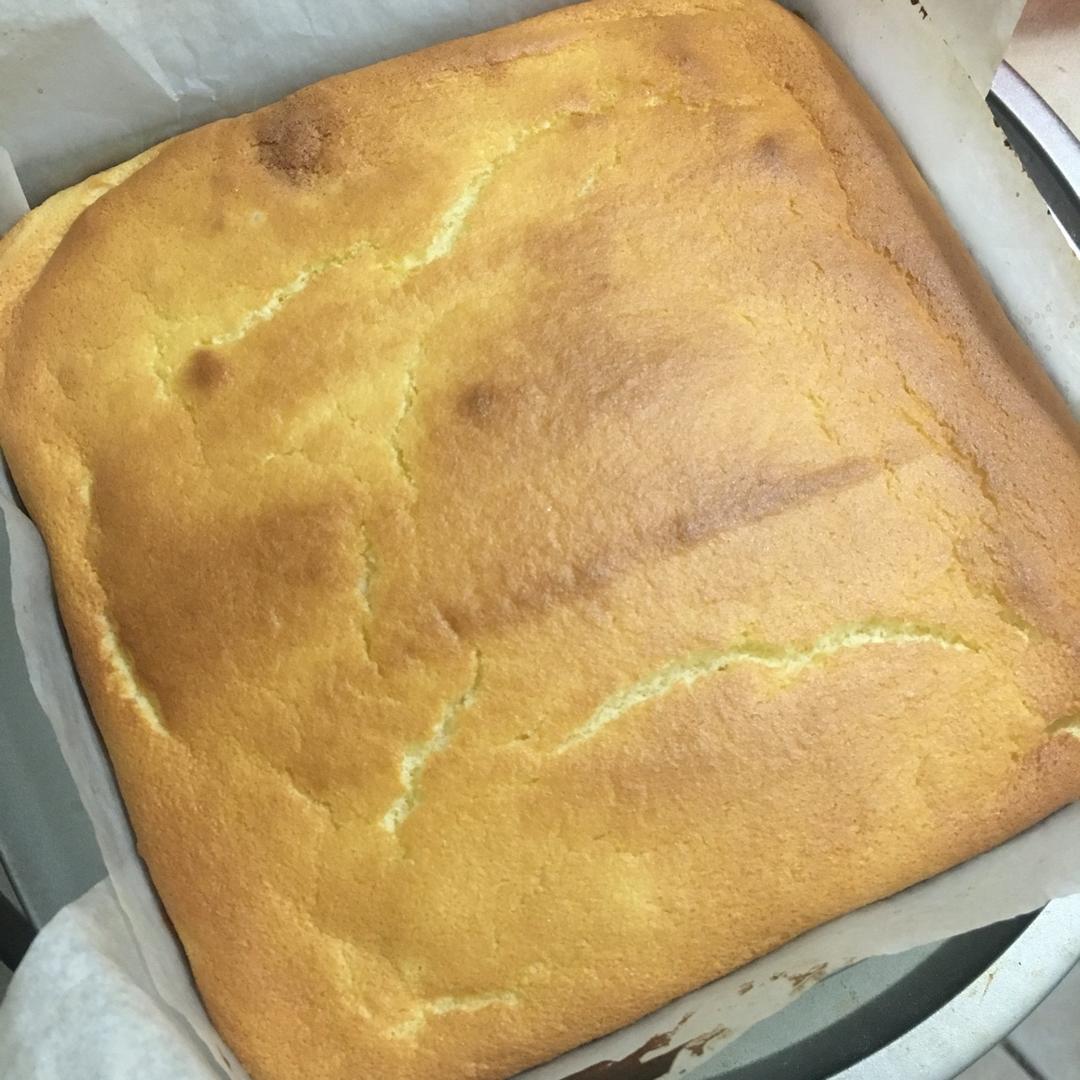超软的~酸奶蛋糕