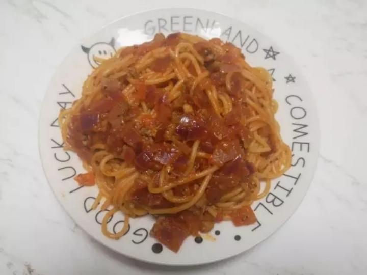 番茄肉酱意大利面