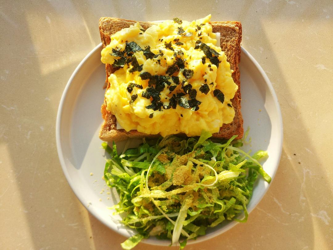 美式炒蛋 scrambled eggs