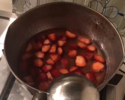草莓糖水🍓的做法 步骤4