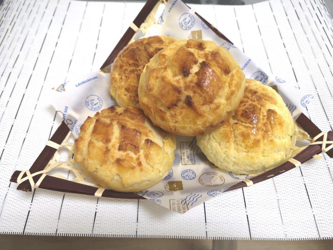 香酥柔软的港式菠萝包