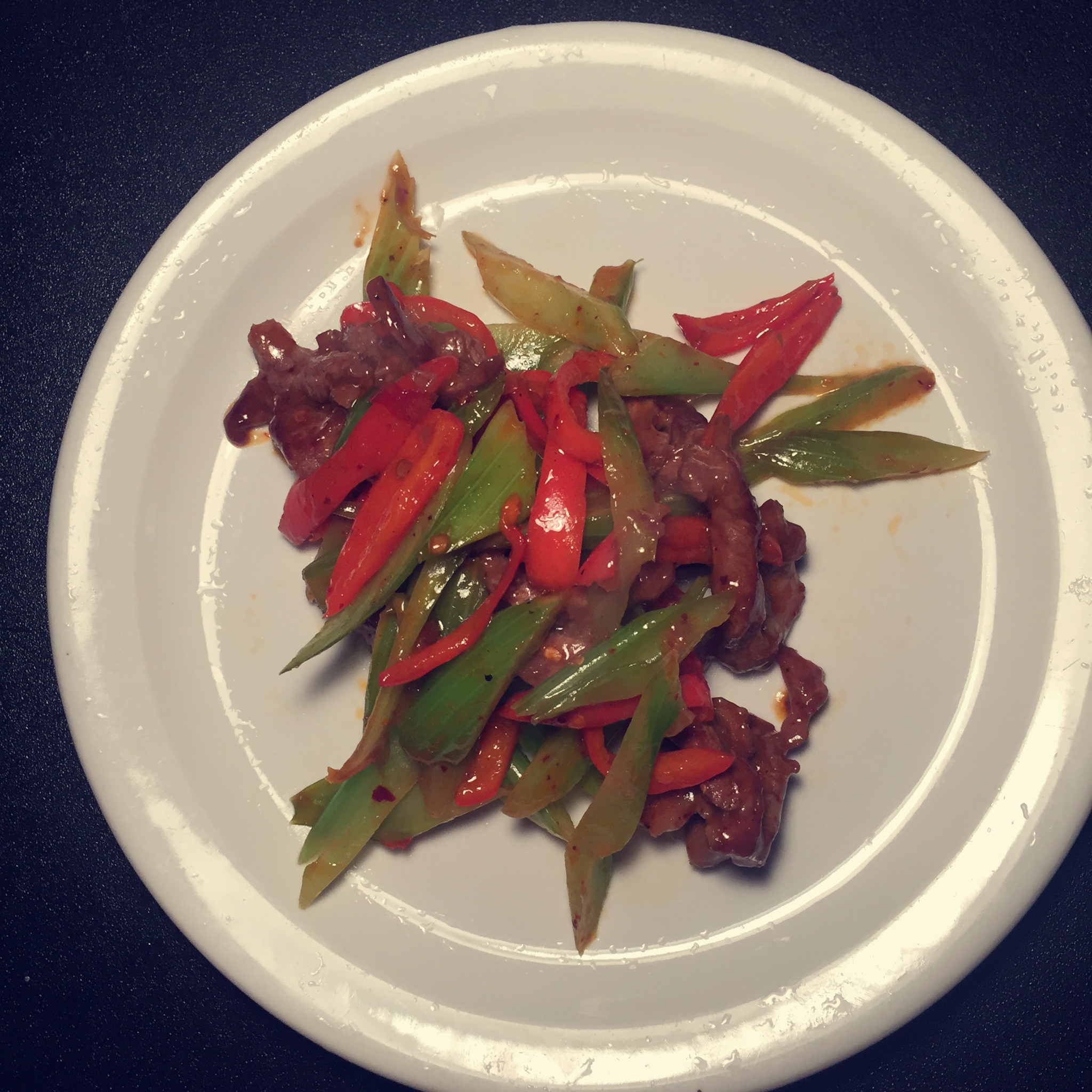 芹菜牛肉丝