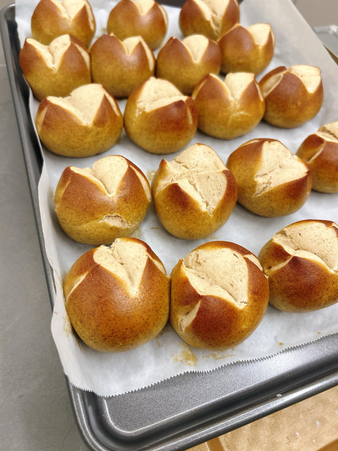 无糖全麦「Pretzel」德式碱水包（25%全麦粉）
