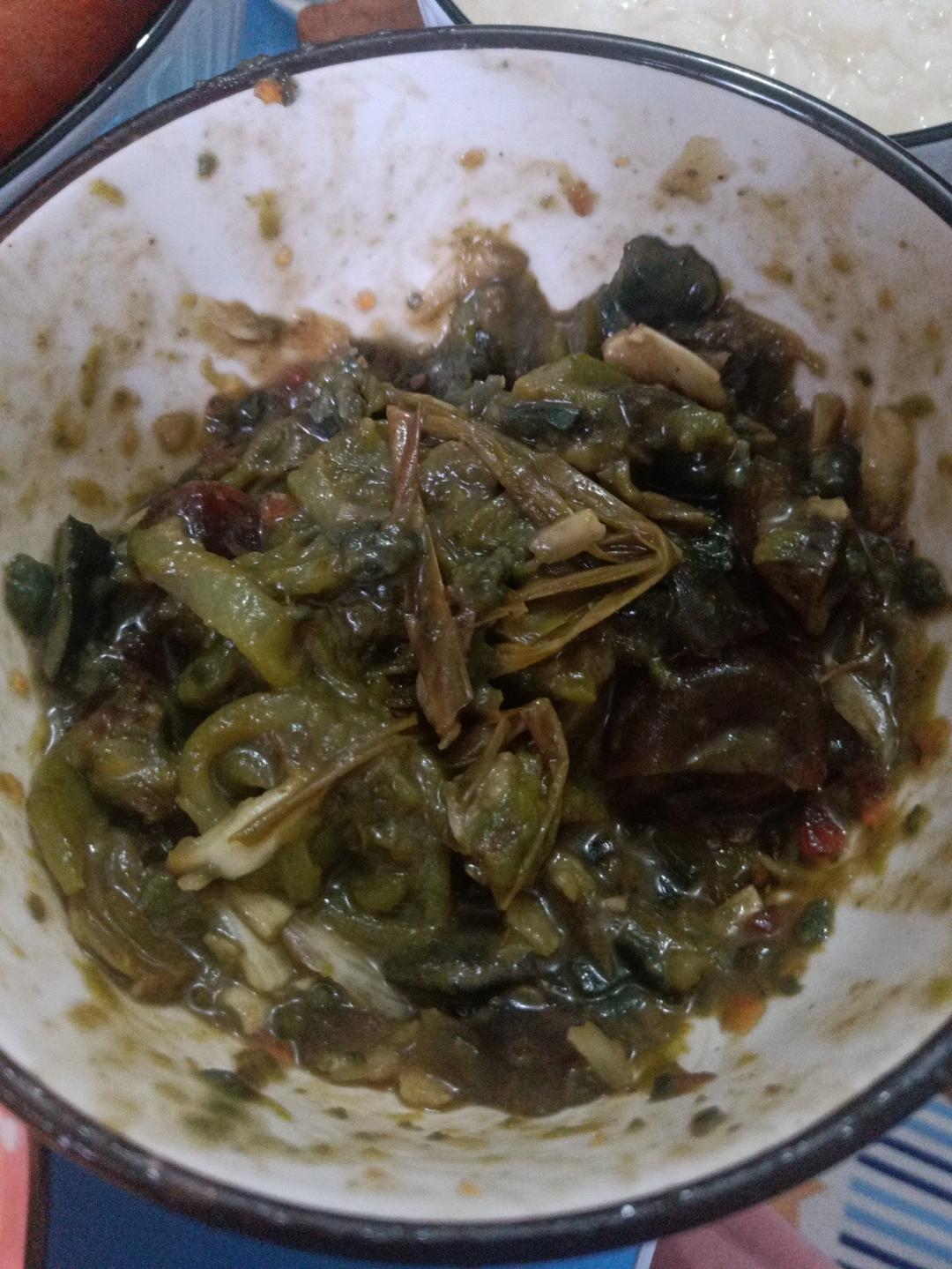 湘菜-擂辣椒皮蛋